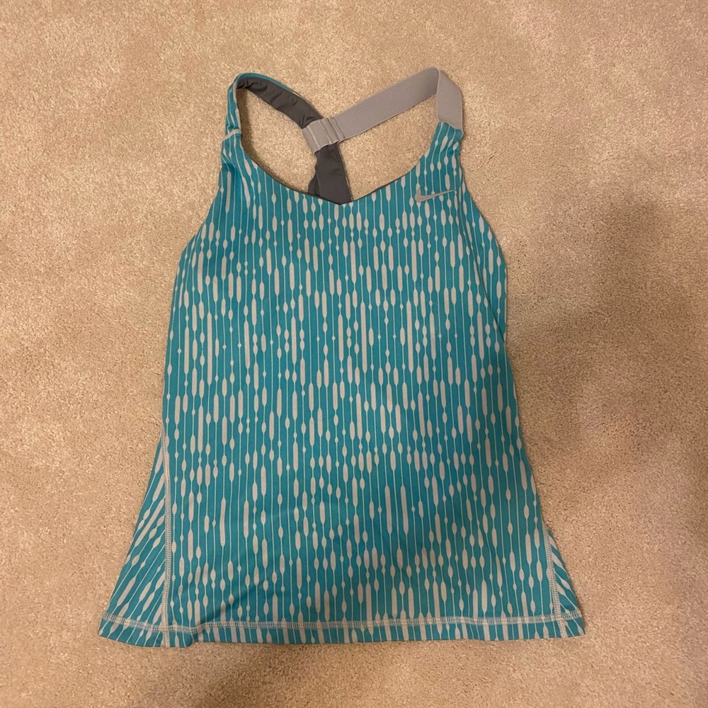 Nike Workout Tank - Picture 2 of 7